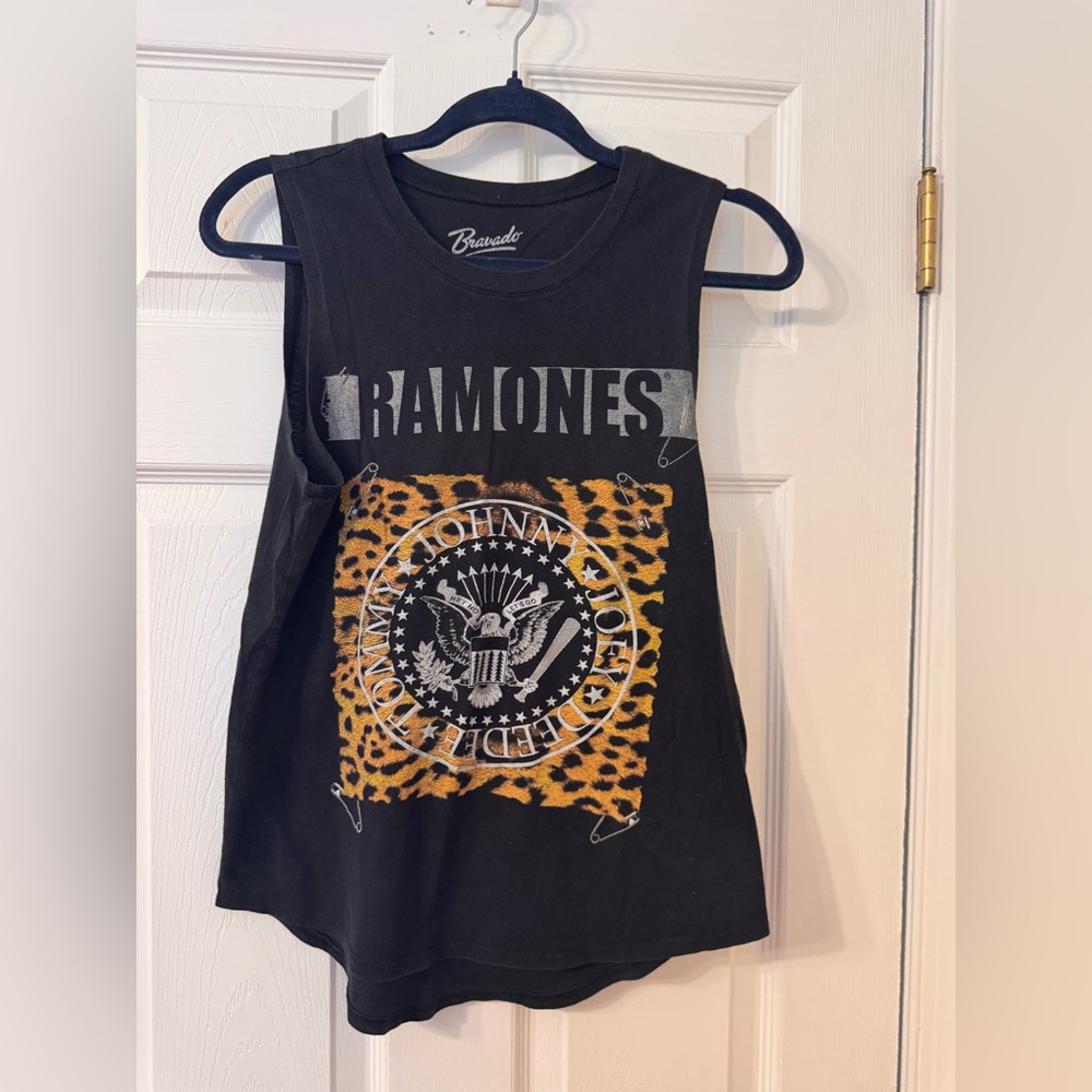 Bravado Ramones Black Sleeveless Band Tee Size Small